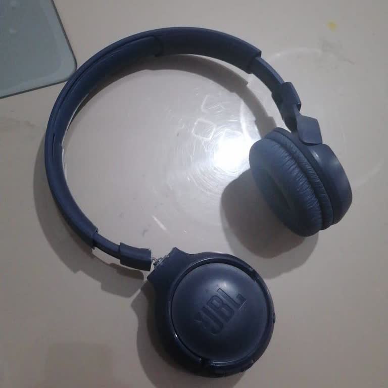 Dayanıksız JBL Kulaklık Sorunu