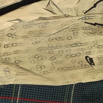 Nike Ürününde Beklenmedik Defolar Ve İlgisizlik