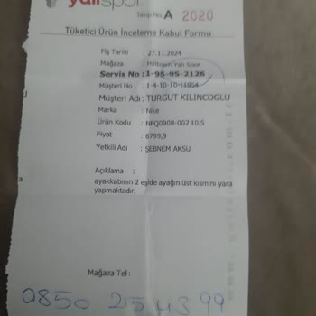 Yalı Spor'dan Alınan Ayakkabıda Dikiş Hatası Ve Nike'ın İlgisizliği