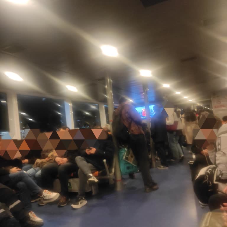 Vapurda Tıklım Tıklım Yolculuk Çilesi