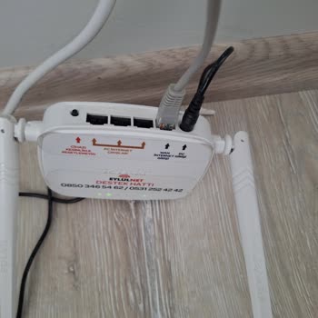 İnternet Sorununa Çözüm Bulunamıyor: Öğrencilerin Mağduriyeti