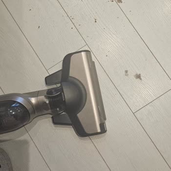 Bosch Dikey Süpürge Tasarım Hatası Ve Değişim Talebi