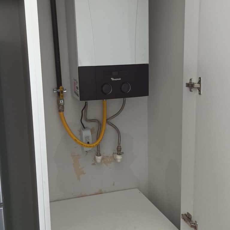 Baymak Şofben Patladı Evi Su Bastı