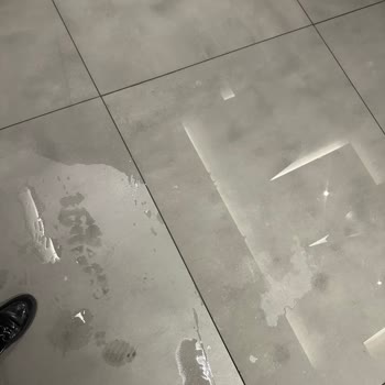 AVM Tuvaletlerinde Hijyen Sorunu