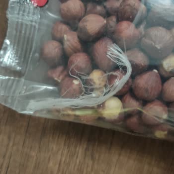 Paşa Kuruyemiş'ten Gelen Naylon İp Şoku: Sağlık Tehlikesi!