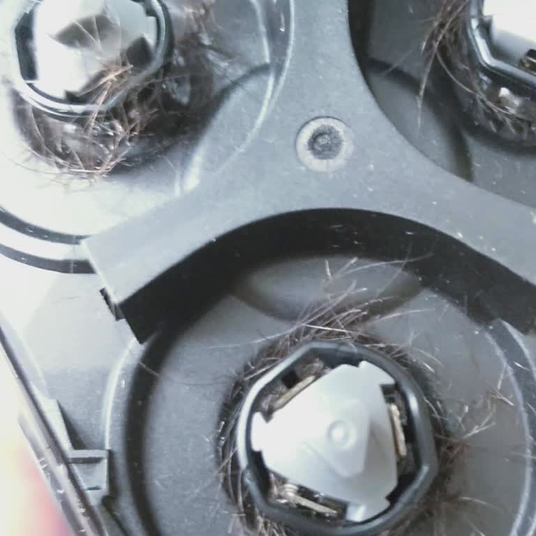 Kullanılmış Ürün Şoku: Philips Tıraş Makinesi