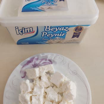 Bozuk Peynir Kokusu Ve Tadı Hayal Kırıklığı Yarattı
