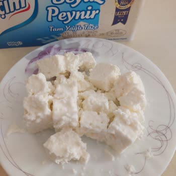 Bozuk Peynir Kokusu Ve Tadı Hayal Kırıklığı Yarattı