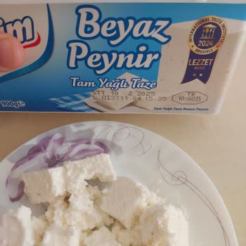 Bozuk Peynir Kokusu Ve Tadı Hayal Kırıklığı Yarattı