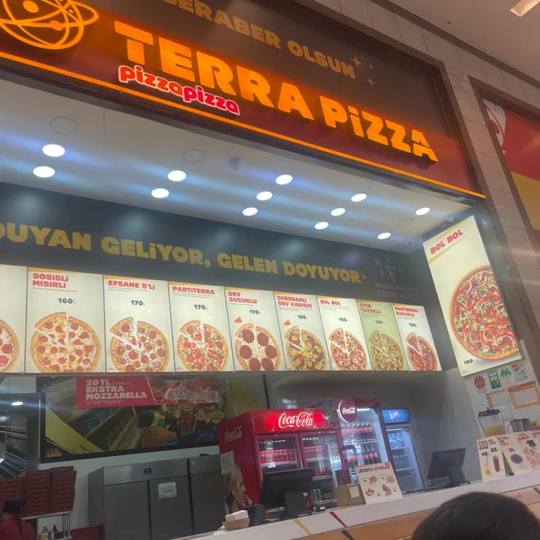 Terra Pizza'da Kalitesiz Hizmet Deneyimi