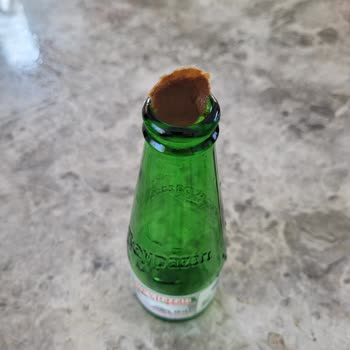 Beypazarı Soda Şişesinden Karton Parçası Çıktı