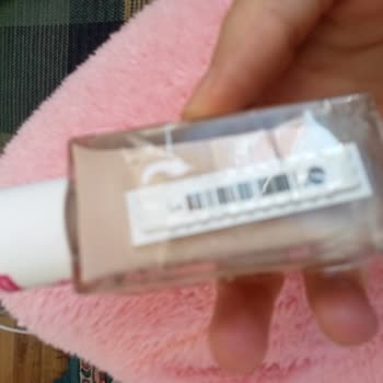 Boş Fondöten Şişesiyle Karşılaşmak