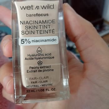 Boş Fondöten Şişesiyle Karşılaşmak