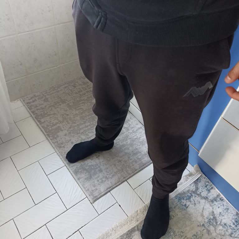 Avva Mağazasından Aldığım Eşofman Altının Hızla Renk Değiştirmesi