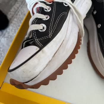 Converse Ürün İnceleme Sürecinde Hayal Kırıklığı