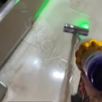 Dyson V12 Kendiliğinden Kapanıyor!