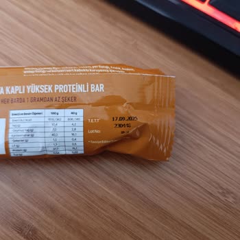 Delly Protein Bar: Beklenmedik Kötü Tat Deneyimi