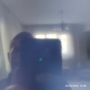 Ölü Piksel Ve Ses Sorunlarıyla Hayal Kırıklığı