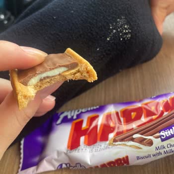 Ülker Alpella Harby Çikolatasında Yabancı Madde!