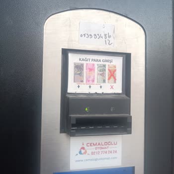 Bezmiâlem Hastanesi Soğuk Meşrubat ve Abur Cubur Makinesi Şikayeti