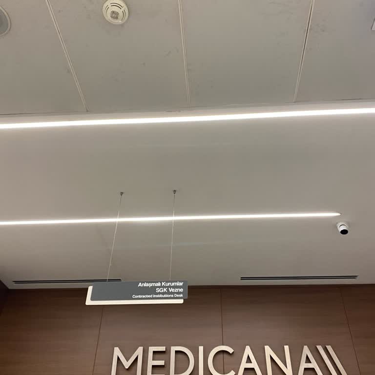 Medicana Çamlıca'da Uzun Bekleme Süresi Ve İlgisiz Hizmet