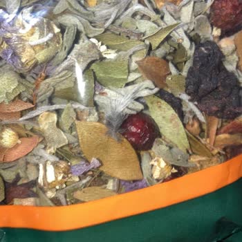 BİM Marketten Aldığım Çay Paketi İçinde Böcek Ve Kuş Tüyü Şoku