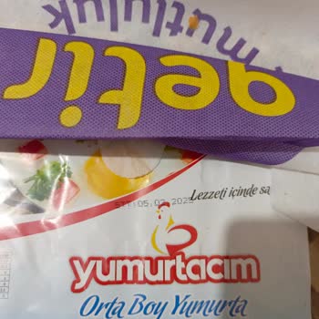 Taze Ürün Beklerken Tarihi Geçmiş Yumurtalar