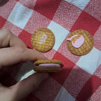 Torku Kremalı Bisküvilerde Krema Eksikliği Şoku