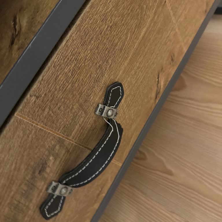 Alfemo Mobilya Kulpları Kısa Sürede Koptu