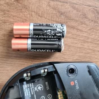 Pahalı Duracell Pillerin Patlaması Ve Cihaz Zararları