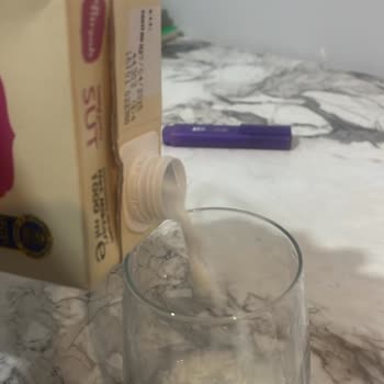 A101 Bozuk Birşah Marka Süt