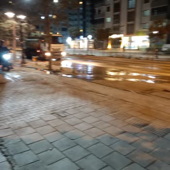 Kaygan Yollar Yüzünden Tehlikeli Anlar