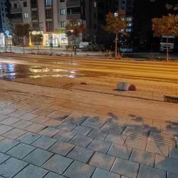 Kaygan Yollar Yüzünden Tehlikeli Anlar