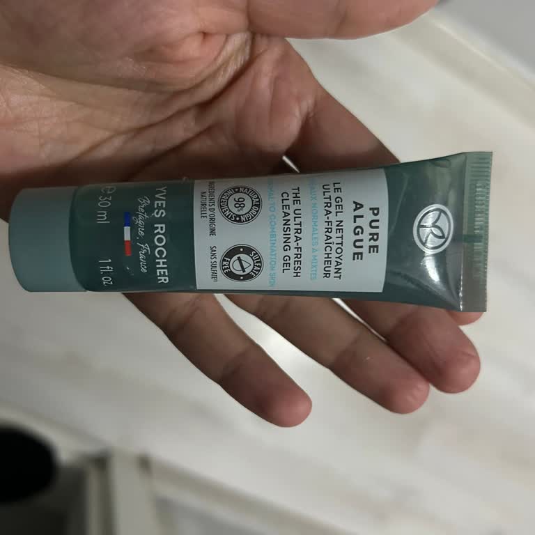 Cilt Sorunlarına Yol Açan Yüz Yıkama Jeli