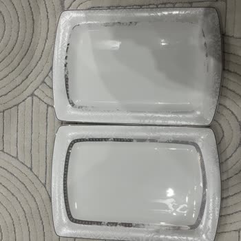 Yemek Takımında Beklenmeyen Renk Solması