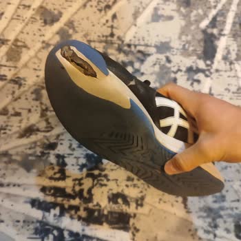 Asics Ayakkabıda Erken Deformasyon Ve Yetersiz Müşteri Hizmeti