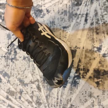 Asics Ayakkabıda Erken Deformasyon Ve Yetersiz Müşteri Hizmeti