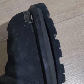 Kalitesiz Ürün Ve Yetersiz Müşteri Hizmeti