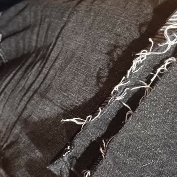 Stradivarius Pantolonun Hızlı Deformasyonu