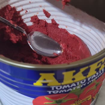 Akfa Salçada Sağlık Tehlikesi