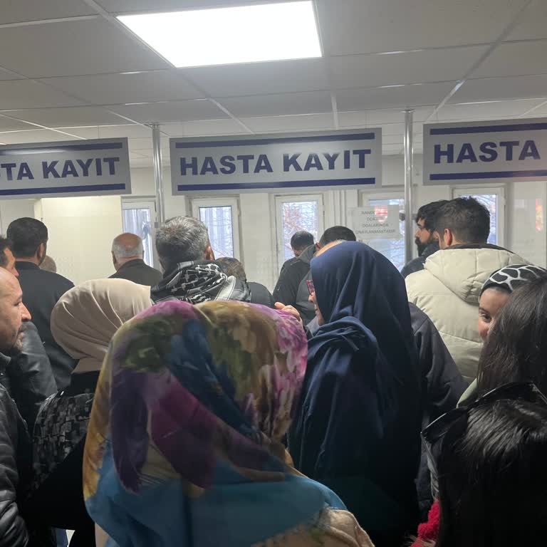Hastanede Sistem Sorunu Ve Uzun Bekleme Süresi