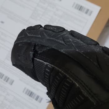 Spor Ayakkabısında Beklenmedik Yıpranma Ve Yetersiz Müşteri Hizmeti