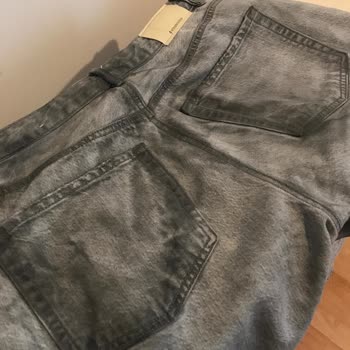 Stradivarius Pantolon Renk Solması Sorunu