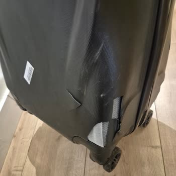 Türk Hava Yolları'nda Bagaj Hasarı Ve Müşteri Hizmetleri Sorunu