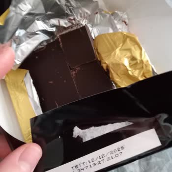 Bitter Çikolatada Küf Tadına Dair Şikayet