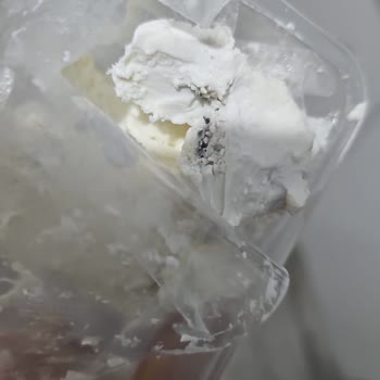 Kaymağın Ortası Küflü Çıktı: Sağlığımız Tehlikede!