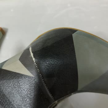 Vegan Deri Botlar İlk Kullanımda Çürüdü!