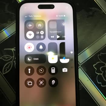 Yeni İphone'da Yazılım Sorunu Ve İade Talebi