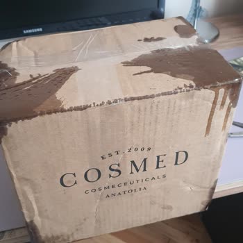 Sırılsıklam Gelen Ürünler Ve İletişim Sorunu