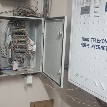 Türk Telekom Telekom Kablolarının Güvenli Olmayan Kurulumu